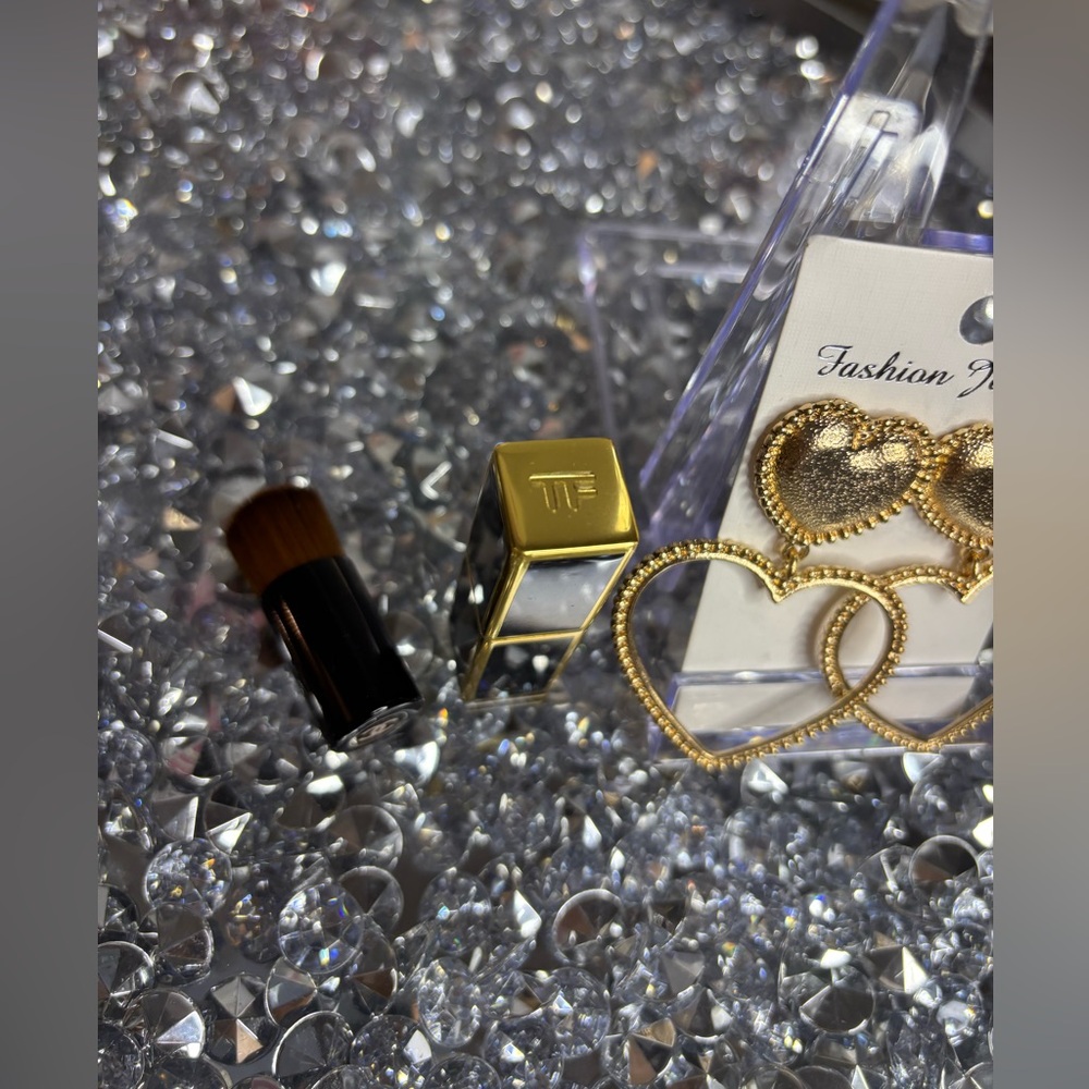 Chanel, tom ford, Love is in the air bundle of 3 NWOT - Picture 3 of 9